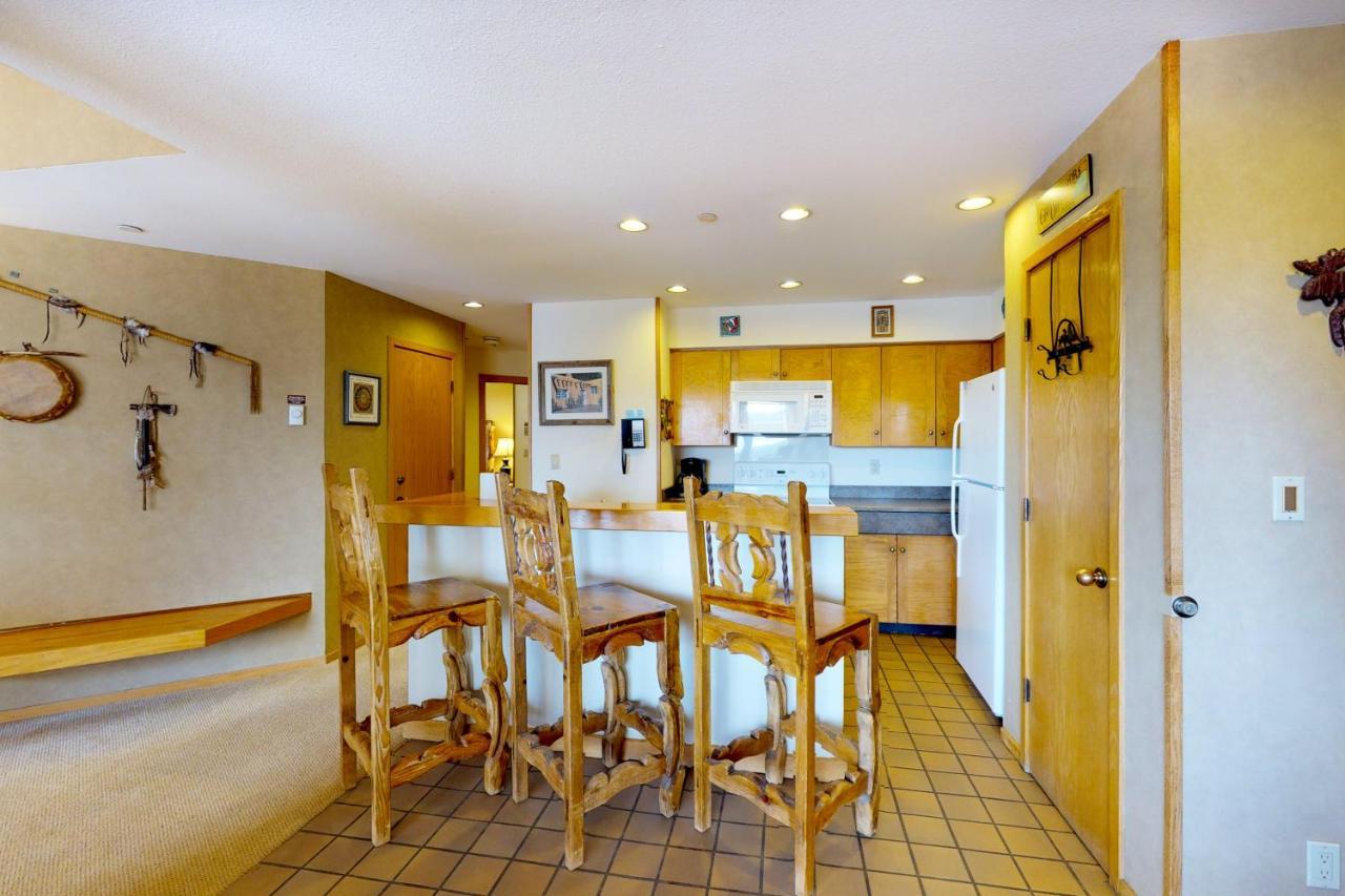 Purgatory Village #305 Apartment *
