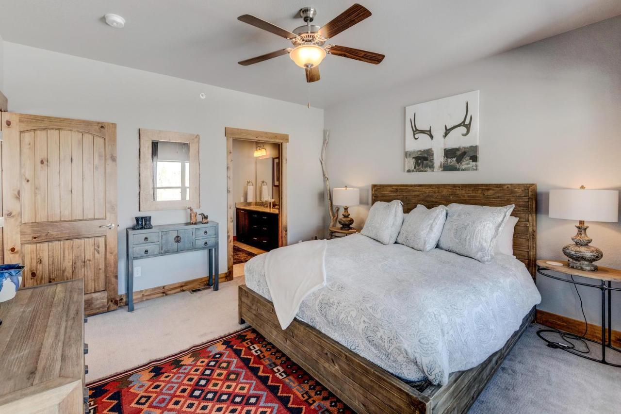 Luxury #39: Mountain Retreat With Hot Tub & Activity Perks * Winter Park