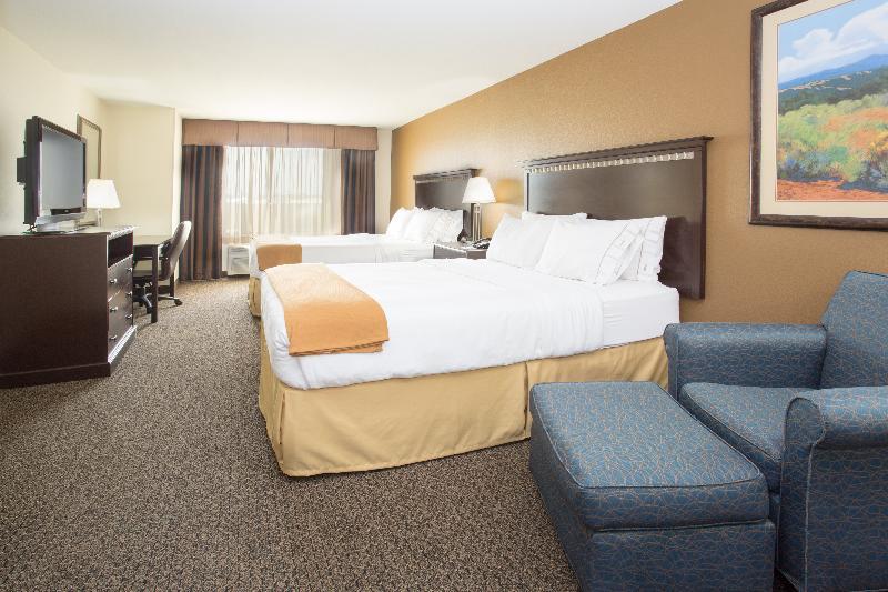 Holiday Express & By Ihg Hotel Pueblo