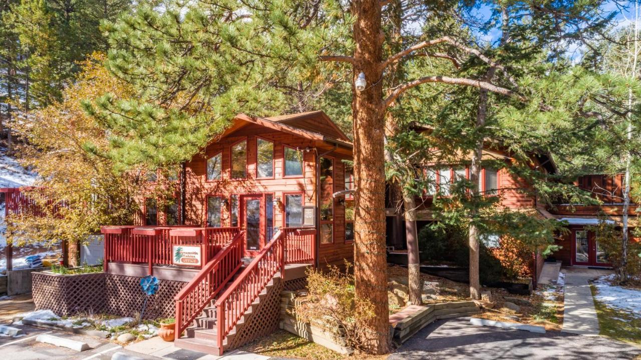 Streamside On Fall River 3*
